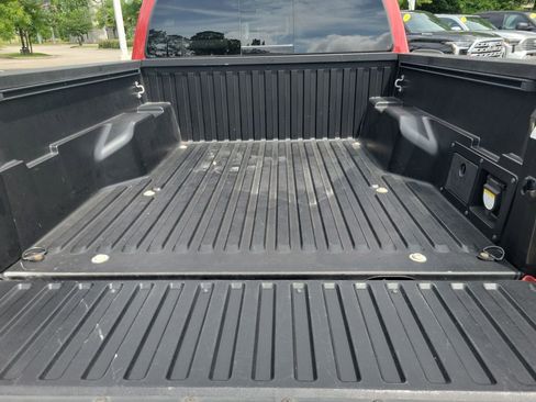 Used 2023 Toyota Tacoma TRD Off-Road w/ Technology Package AWD/4WD image 28