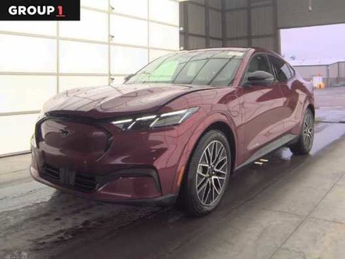 Used 2025 Ford Mustang Mach-E Premium image 1