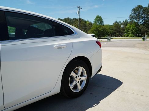 Used 2022 Chevrolet Malibu LS image 20