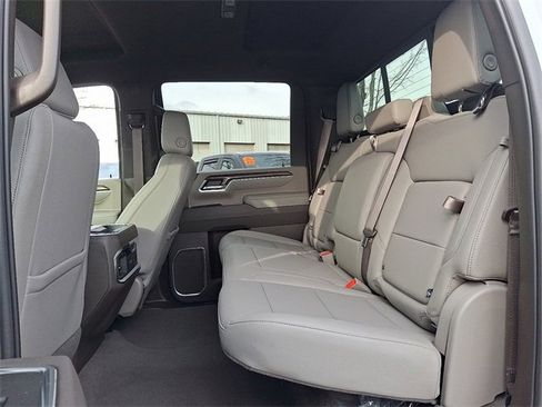 Used 2025 Chevrolet Silverado 2500 LTZ w/ LTZ Plus Package image 10