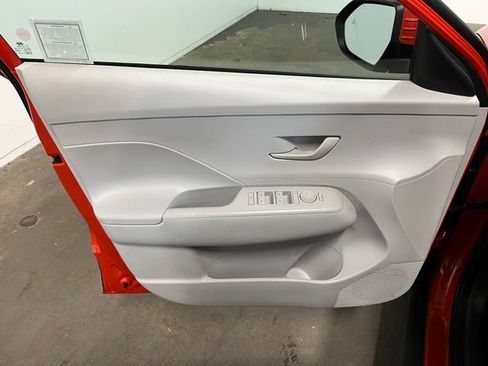 Used 2024 Hyundai Kona SEL FWD image 22