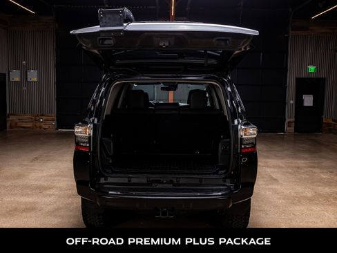 Used 2022 Toyota 4Runner TRD Off-Road Premium image 8