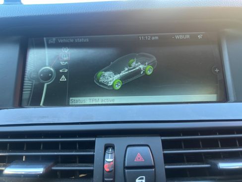 Used 2011 BMW 528i Sedan image 30