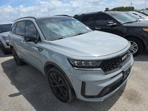 Used 2023 Kia Sorento SX AWD/4WD image 2
