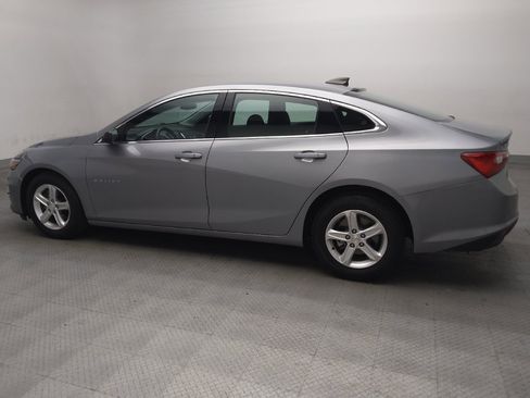 Used 2023 Chevrolet Malibu LS FWD image 3