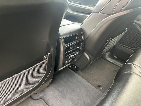 Used 2023 Jeep Grand Cherokee Limited w/ Luxury Tech Group II image 24