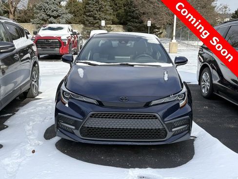 Used 2022 Toyota Corolla SE image 2