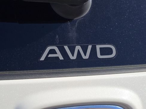 Used 2025 Honda CR-V EX-L image 32