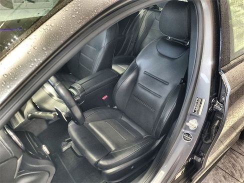 Used 2021 Mercedes-Benz A 35 AMG Base image 11