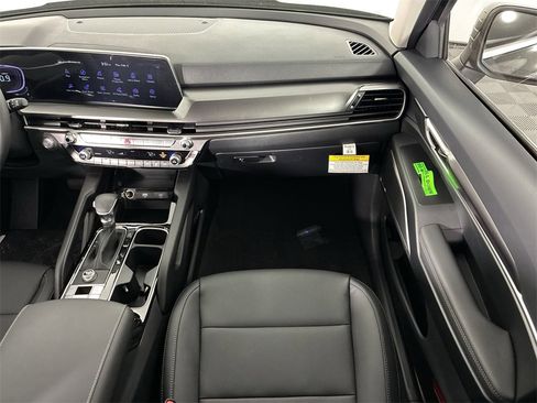 New 2025 Kia Telluride LX image 16