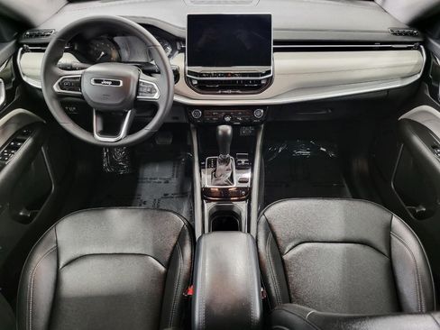 Used 2025 Jeep Compass Limited AWD/4WD image 60