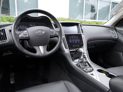 Used 2015 INFINITI Q50 Premium w/ Navigation Package RWD image 5