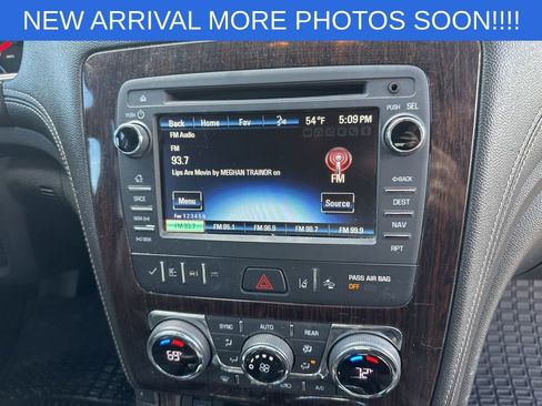 Used 2016 Chevrolet Traverse LTZ image 12