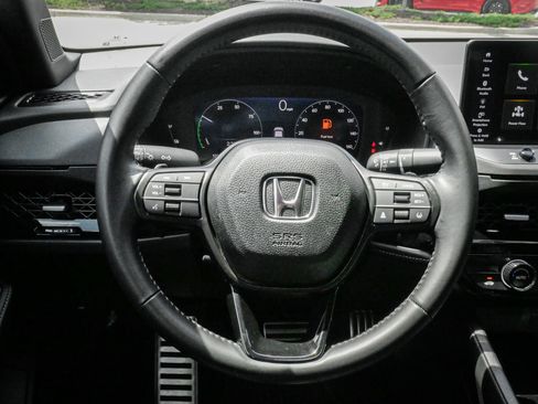 Used 2024 Honda Accord Sport image 18