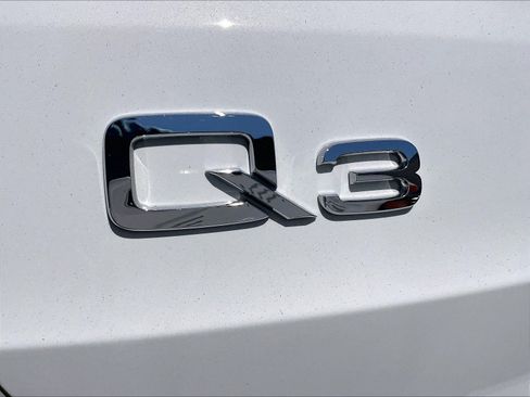 Used 2021 Audi Q3 2.0T Premium Plus w/ Premium Plus Package AWD/4WD image 31