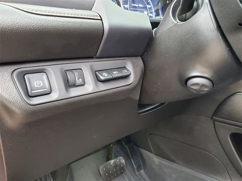 Used 2023 GMC Acadia AT4 w/ Technology Package image 15