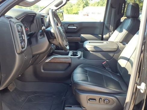 Used 2020 Chevrolet Silverado 1500 High Country w/ Technology Package image 2