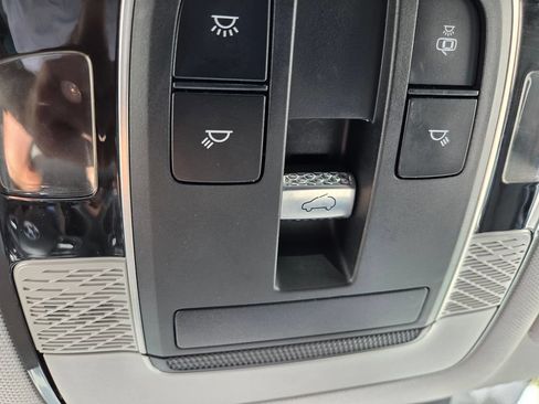 Used 2020 Hyundai Palisade SEL FWD image 32
