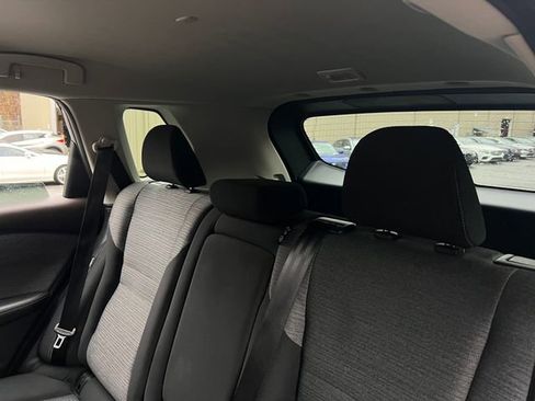 Used 2023 Nissan Rogue SV image 20