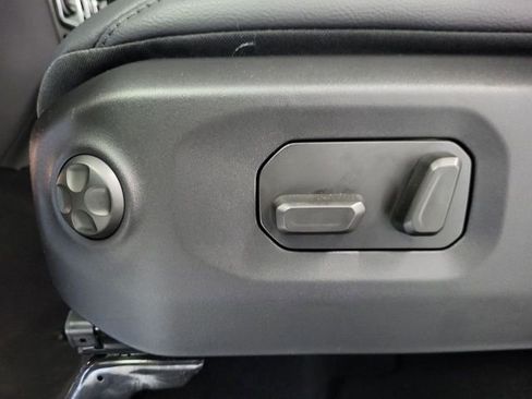 New 2025 Jeep Wrangler Sahara image 20