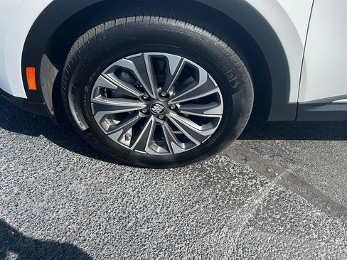 Used 2025 Buick Envision Preferred AWD/4WD image 35