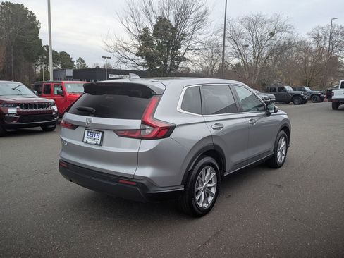 Used 2023 Honda CR-V EX-L image 5