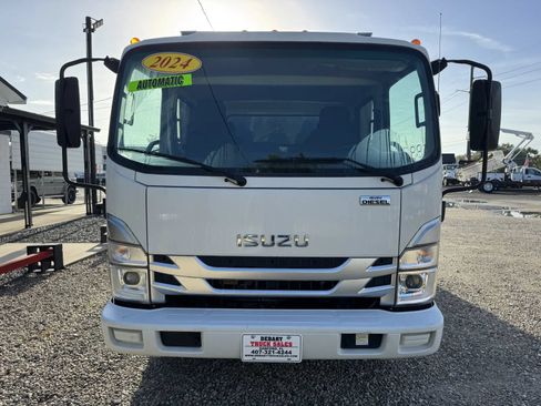 Used 2024 Isuzu NPR 4500 HD RWD image 2
