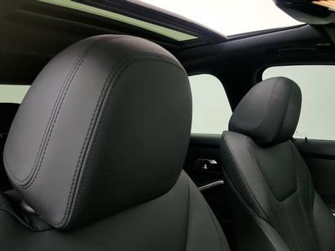 Used 2020 BMW 330i Sedan w/ Convenience Package RWD image 35