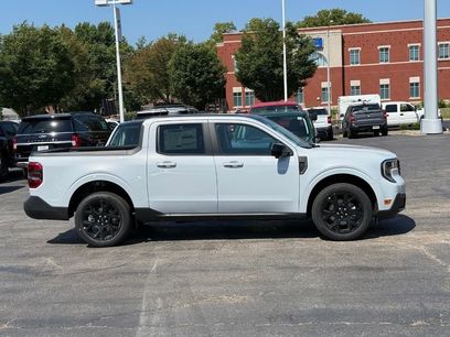 New 2025 Ford Maverick Lariat w/ Black Appearance Package
