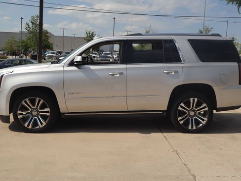 Used 2020 GMC Yukon Denali AWD/4WD image 7