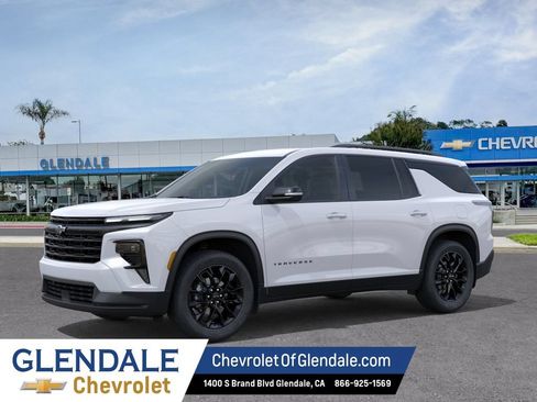 New 2026 Chevrolet Traverse LT w/ Midnight/Sport Edition FWD image 2
