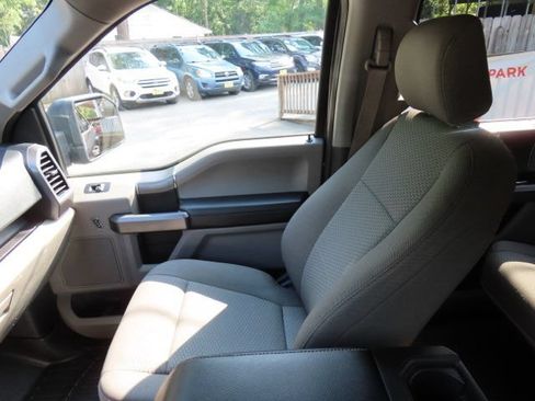 Used 2019 Ford F150 XLT w/ Equipment Group 302A Luxury AWD/4WD image 23
