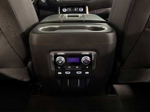 Used 2021 GMC Yukon Denali w/ Denali Premium Package AWD/4WD image 43