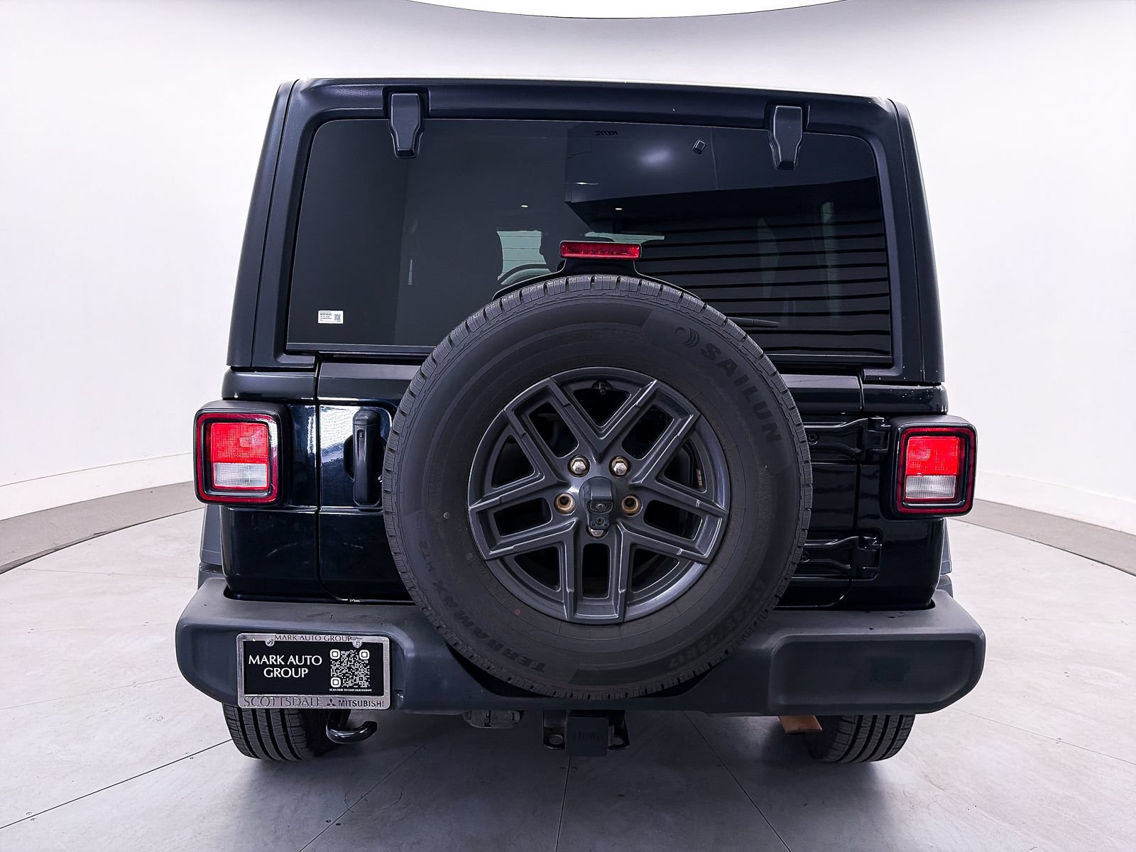 Used 2024 Jeep Wrangler Unlimited Sport AWD/4WD image 15
