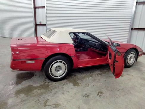 Used 1987 Chevrolet Corvette Convertible image 16