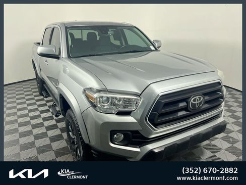 Used 2022 Toyota Tacoma SR5 w/ Technology Package RWD image 1