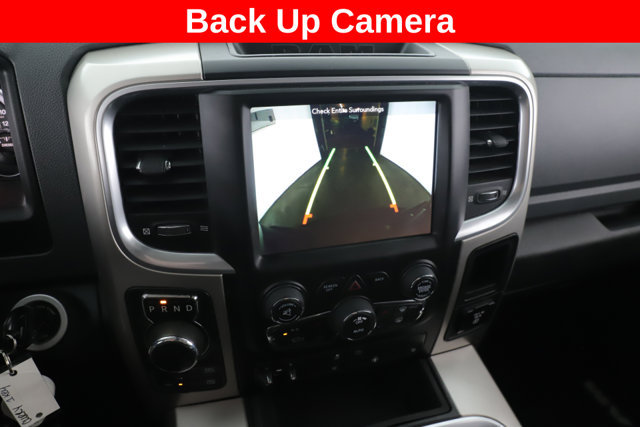 Used 2019 RAM 1500 Classic SLT w/ Black Appearance Group AWD/4WD image 5