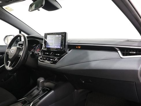 Used 2022 Toyota Corolla SE w/ SE Premium Package FWD image 15
