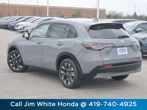 New 2026 Honda HR-V EX-L image 17