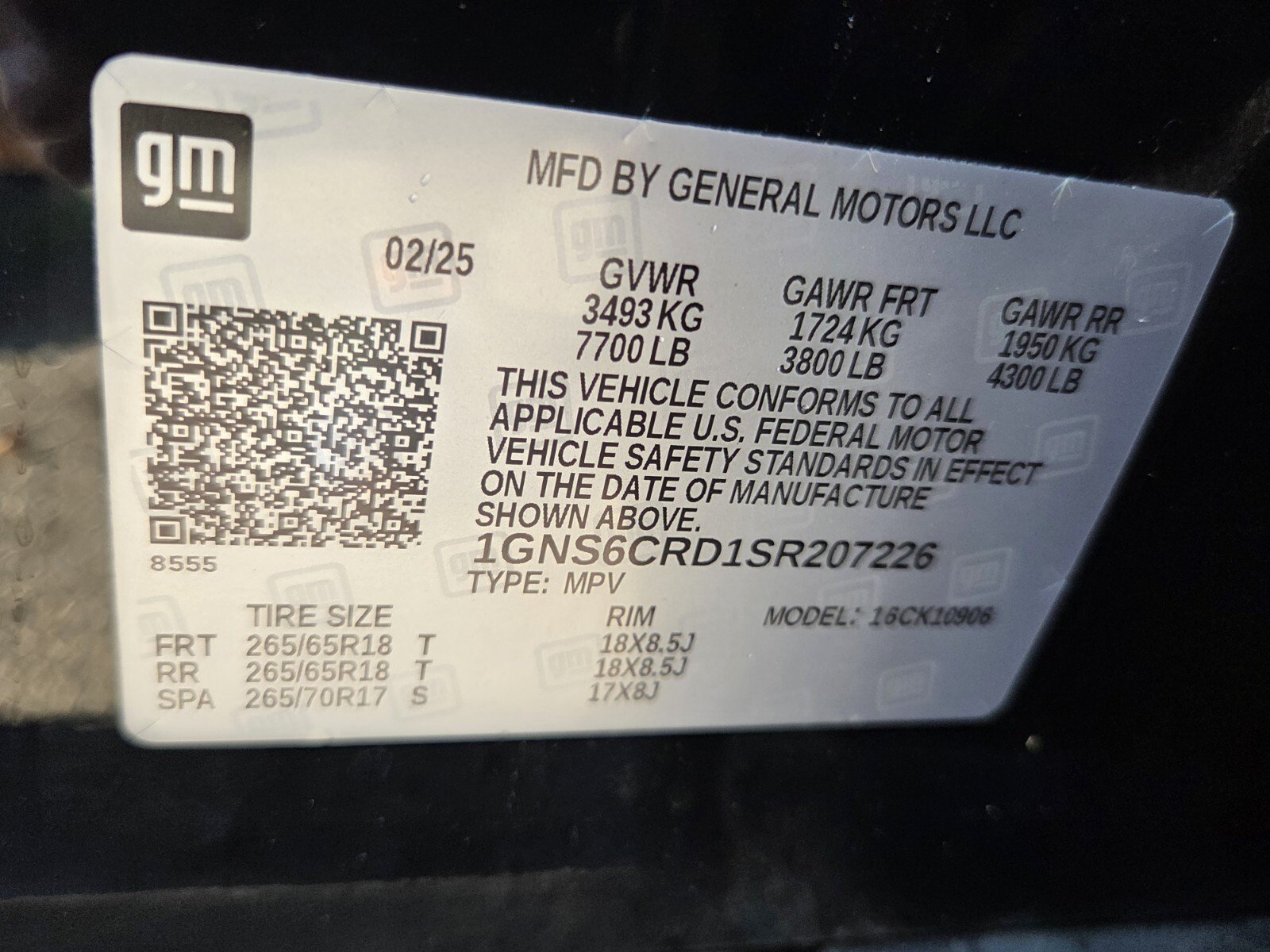 Used 2025 Chevrolet Suburban LT AWD/4WD image 23