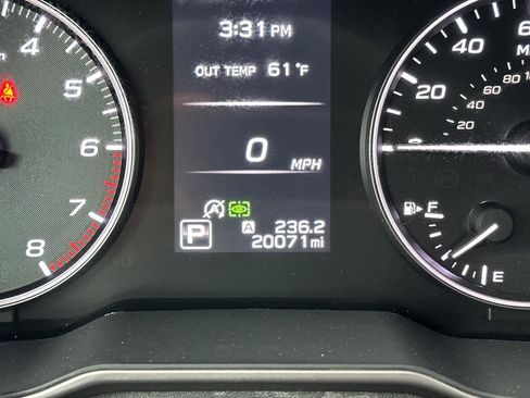 Used 2023 Subaru Outback Limited image 24