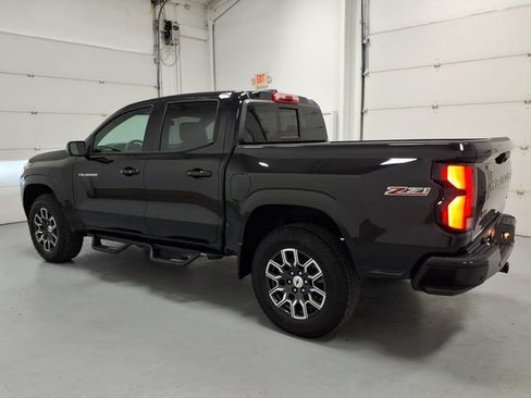 Used 2026 Chevrolet Colorado Z71 w/ Technology Package AWD/4WD image 6