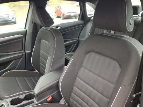 Used 2023 Volkswagen Jetta Sport FWD image 15