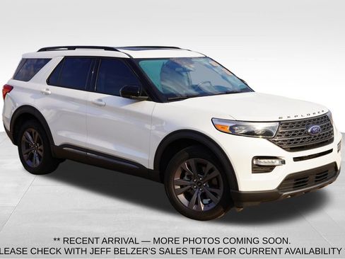 Used 2024 Ford Explorer XLT w/ Equipment Group 202A AWD/4WD image 1