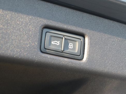 Used 2025 Audi Q5 Premium Plus image 38