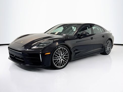 Used 2025 Porsche Panamera image 1