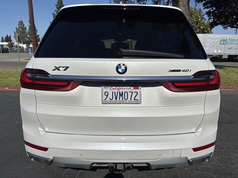 Used 2021 BMW X7 xDrive40i w/ Premium Package AWD/4WD image 11