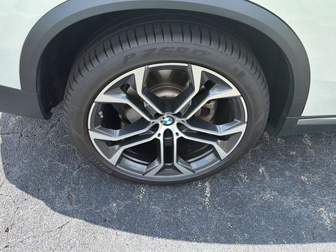 Used 2025 BMW X5 xDrive40i w/ Climate Comfort Package AWD/4WD image 40