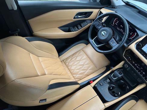 Used 2023 Nissan Rogue Platinum w/ Platinum Premium Package image 40