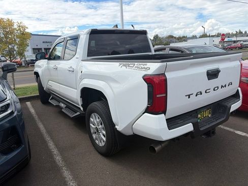 Used 2024 Toyota Tacoma SR5 RWD image 6